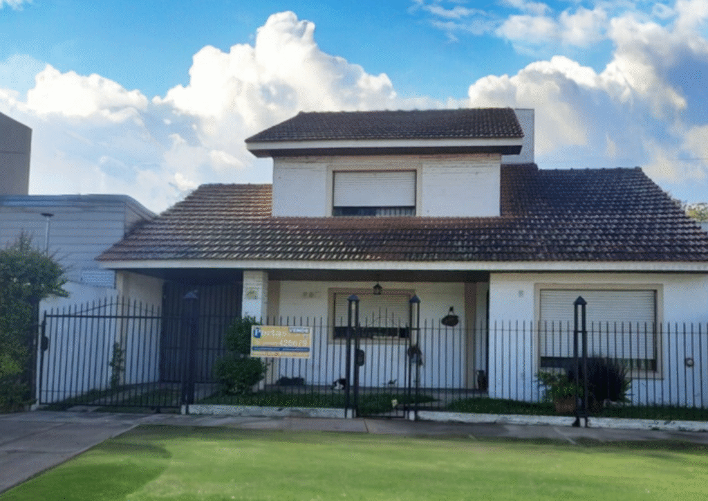Casa familiar en Glew